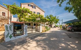 B&B Segulja